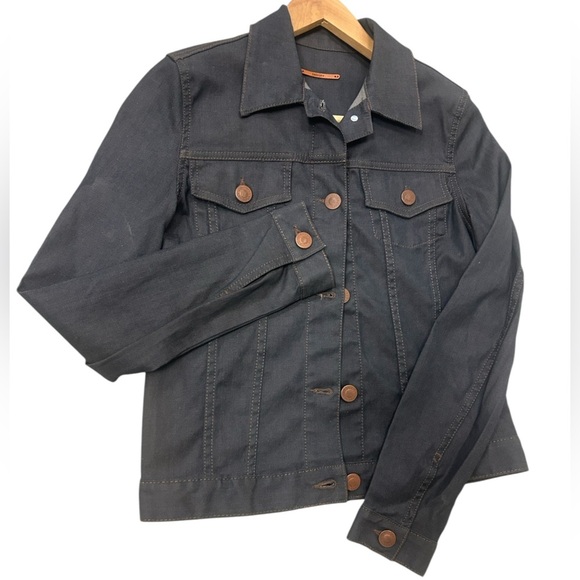 Sessun M NWOT dark blue denim “Tosca”
Jean Jacket with Modern Design- stiffer - Picture 2 of 14